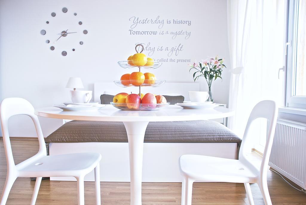 A Nice Place To Stay Apartments Πράγα Δωμάτιο φωτογραφία